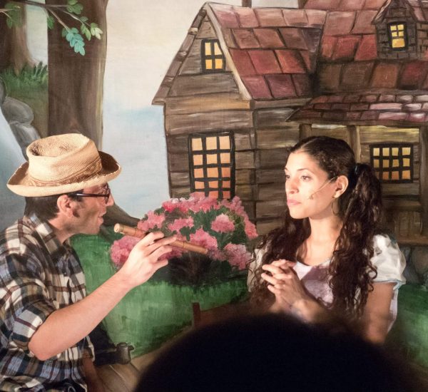 צליל ואבא מנגנים