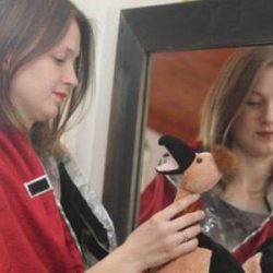 מעצבת תלבושות